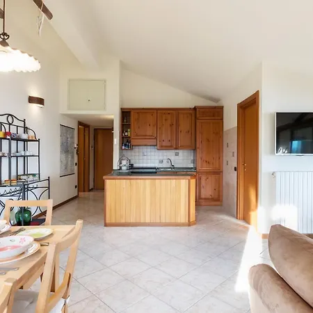 Apartment View By Wonderful Italy Civenna