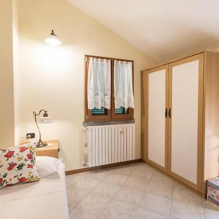 Apartment View By Wonderful Italy Civenna